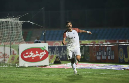 شهریار مقانلو,شهریار مقانلو بازیکن فوتبال,بیوگرافی شهریار مقانلو بازیکن فوتبال