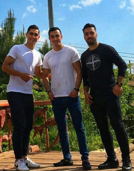 بیوگرافی محمد نادری,محمد نادری,بیوگرافی محمد نادری بازیکن فوتبال