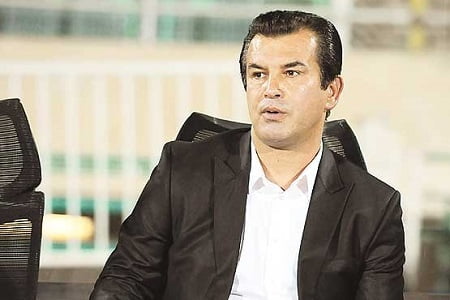 حمید استیلی و همسرش, عکس همسر حمید استیلی, حمید استیلی و دخترانش