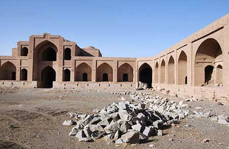 کاروانسرای مهر,کاروانسرای تاریخی روستای مهر کاروانسرای مهر,کاروانسرای تاریخی روستای مهر