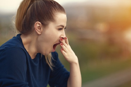  خمیازه وسط ورزش, علت خمیازه وسط ورزش, خمیازه کشیدن هنگام انجام تمرینات ورزشی