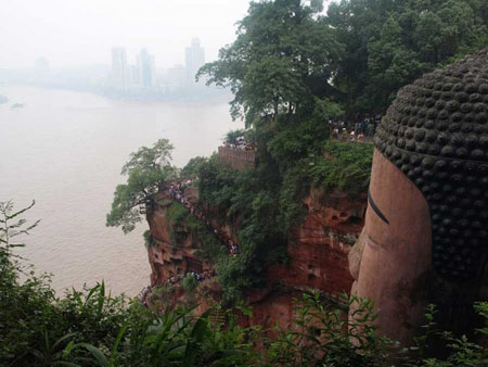 مجسمه بودای بزرگ در چین,مکانهای دیدنی چین,مجسمه بزرگ بودا درکوه داگوانگ مینگ