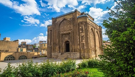 همدان در دوره مادها به عنوان نخستین حکومت شاهنشاهی ایران برگزیده شده جاهای تاریخی همدان, مسجدهای تاریخی همدان, جاذبههای تاریخی همدان