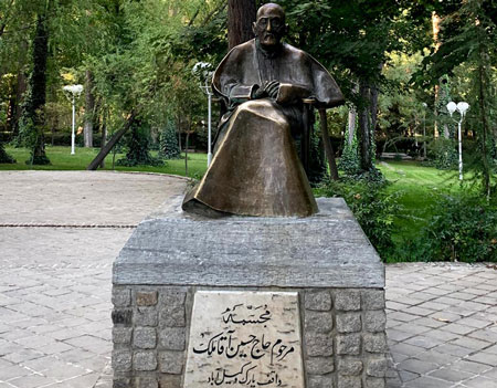 پارک وکیل آباد مشهد,پارک وکیل آباد,در پارک وکیل آباد از چه جاهایی می توان دیدن کرد