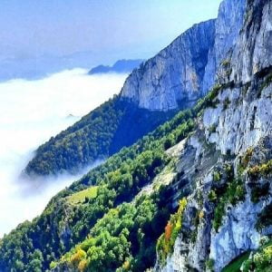 توتکابن از شهرهای رودبار ,  روستای دیورش , دیدنی های توتکابن