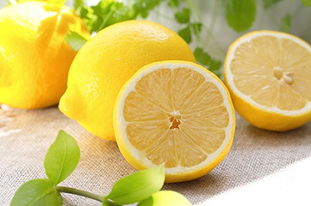 لیمو سرشار از آنتی اکسیدان است دستور تهیه دمنوش قهوه و لیمو, فواید نوشیدنی ترکیب قهوه با لیمو, مضرات مصرف قهوه با لیمو