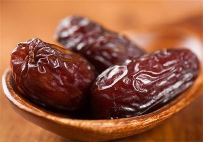 مضرات خرما برای سلامتی, ارزش غذایی بالا