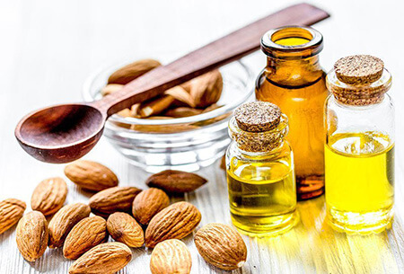 خاصیت روغن بادام تلخ,خواص روغن بادام تلخ برای لک صورت,خواص روغن بادام تلخ در طب سنتی