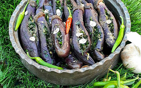 بادمجان شکم پر ترشی,طرز تهیه ترشی بادمجان شکم پر مجلسی