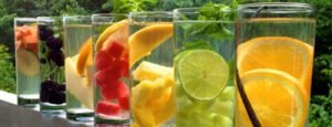 نحوه درست کردن آب طعم دار خانگی,مواد لازم برای تهیه آب طعم دار خانگی
