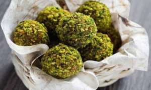 درست کردن دسر پسته مناسب ماه رمضان,مواد لازم برای دسر پسته