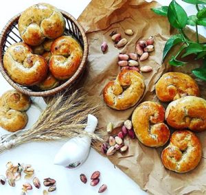مواد لازم برای نان پسته, طرز پخت نان پسته