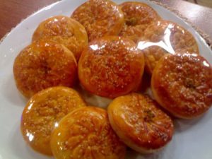 کلوچه خرما و گردو, پخت کلوچه خرما و گردو