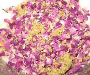 مربا گل محمدی