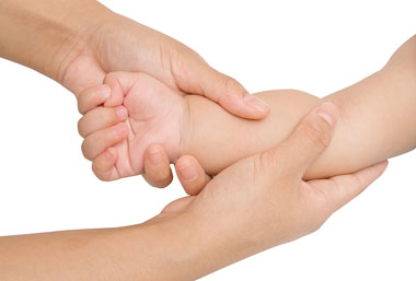 ماساژ کودک،انواع ماساژ کودک,فواید ماساژ کودک