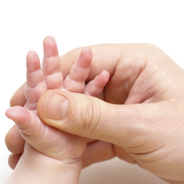 ماساژ کودک،انواع ماساژ کودک,فواید ماساژ کودک