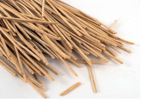 کالری رشته پلویی خام,ارزش غذایی رشته پلویی خام