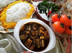 خورش کرفس با مرغ رژیمی, دستور خورش کرفس رژیمی, نحوه پخت خورش کرفس رژیمی