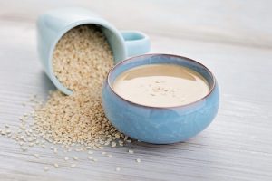 ارده کنجد , خواص تاهینی , طرز تهیه انواع تاهینی