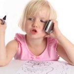 استفاده از موبایل,استفاده از موبایل برای کودکان,مضرات موبایل برای کودکان