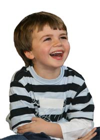 چگونه  کودکانی  شاد تربیت کنیم؟ 