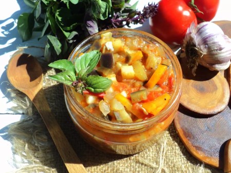 طرز درست کردن ترشی مخلوط سبزیجات روسی