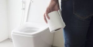 گرفتگی توالت با دستمال کاغذی
