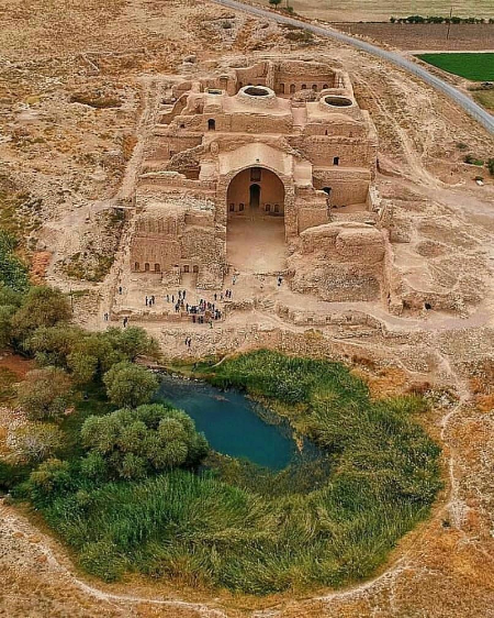 کاخ اردشیر بابکان