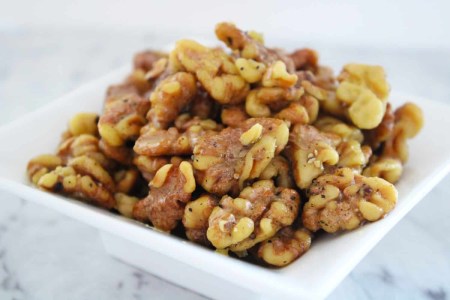 ارزش غذایی و کالری گردو آمریکایی بو داده با نمک کالری گردو آمریکایی بو داده با نمک,ارزش غذایی گردو آمریکایی بو داده با نمک
