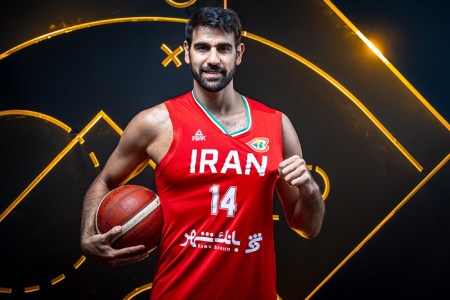 ارسلان کاظمی بازیکن بسکتبال ایران و آمریکا