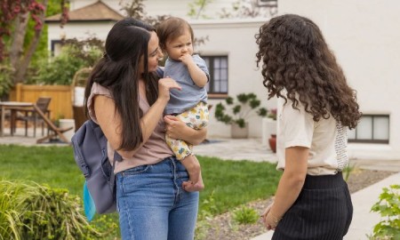 ترس کودک از غریبهها علل ترس کودک از غریبهها