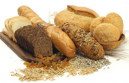 نانهای سبوسدار به بهبود سلامت روده کمک میکنند. نان مناسب برای لاغری, نان جو برای لاغری مناسب است